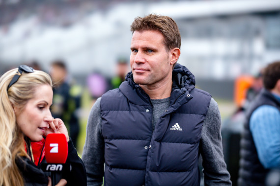 Schiedsrichter Dr. Felix Brych zählte zu den Gästen von Abt Sportsline und Schaeffler