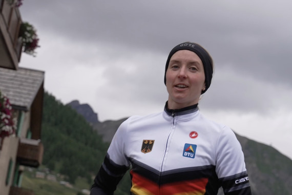 Footage vom Rad- und Lauftraining der deutschen Triathletin Marlene Gomez-Göggel.