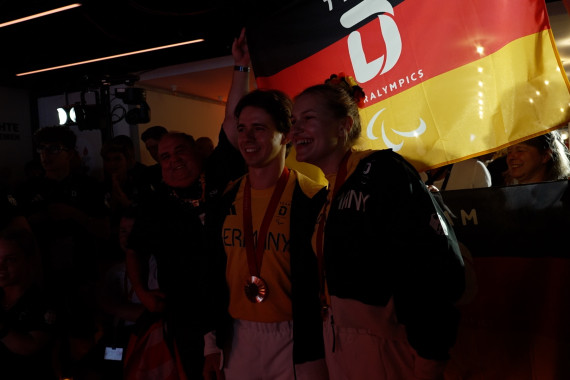 Footage Medal Moment Jan Helmich und Hermine Krumbein