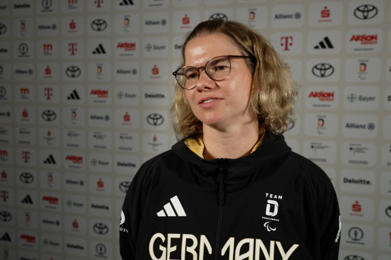 Im Interview blickt Para-Tischtennisspielerin Juliane Wolf auf die Paralympischen Spiele in Paris zurück.