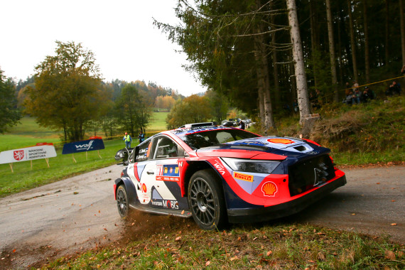 Ott Tänak und Martin Järveoja sind die Gesamtsieger der Central European Rally 2025