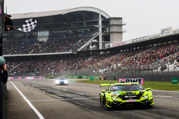 Mit Platz zwei machte Mirko Bortolotti seinen ersten DTM-Titel perfekt