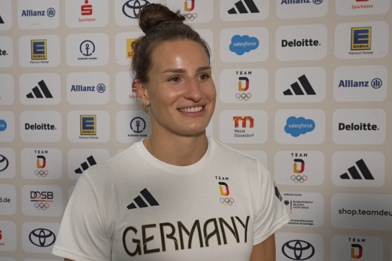Anna-Maria Wagner spricht im Interview über ihre Freude, als Teil des Fahnenträger-Duos Team Deutschland bei der Eröffnungsfeier anzuführen.