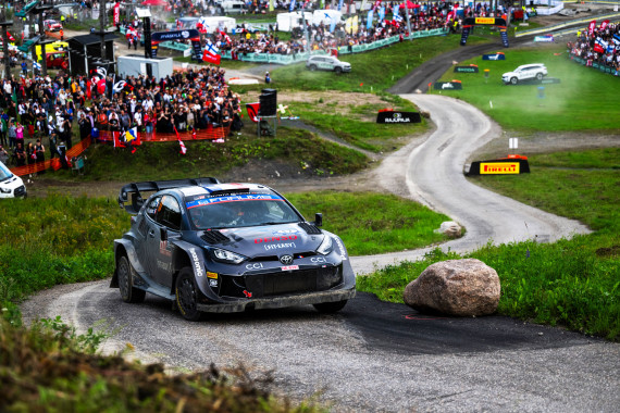 Der Wahl-Münchner Sébastien Ogier bildet mit Co-Pilot Vincent Landais die Speerspitze der Toyota-Werkspiloten