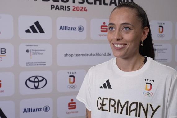 Im Interview spricht Handball-Nationalspielerin Johanna Stockschläder u.a. über die Bedeutung der Teilnahme an den Olympischen Spielen in Paris und die Stimmung in der Mannschaft.