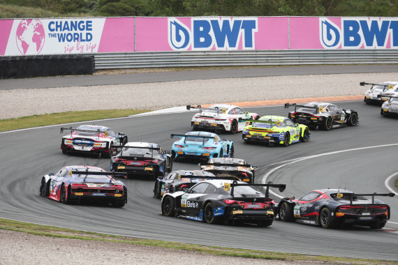 Sieben verschiedene Marken kämpfen auch am Nürburgring um den Erfolg