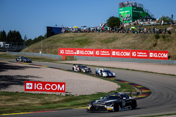 Luca Stolz blieb in einem turbulenten DTM-Rennen cool