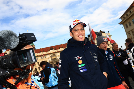 Optimistisch- WRC-Spitzenreiter Thierry Neuville kann bei der Central European Rally Weltmeister werden – er führt im Klassement vor dem zwölften von 13 Saisonläufen mit einem komfortablen Vorsprung