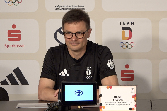 Im Rahmen der Pressekonferenz im Home of Team D hat Olaf Tabor eine Halbzeit-Bilanz der Spiele an der Seine gezogen.